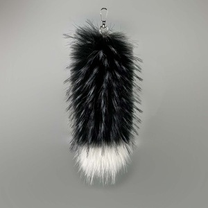 LLavero de coche de piel de cola de zorro de imitación esponjosa para mujer/hombre, colgante de Pompón, llavero para tapicería de automóviles, prendas, otros accesorios de ropa - Product Image 4