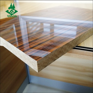 Hoja MDF de alto brillo Tablero MDF de chapa negra de 3mm de espesor E1 Estándar de emisión de formaldehído Tablero chapeado de 6mm - Product Image 1