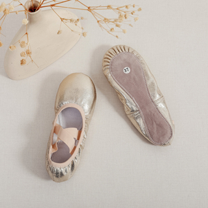 <span class=keywords><strong>BALLET</strong></span> SHOE Kid Beautiful Shoes Dance Children <span class=keywords><strong>Zapatillas</strong></span> <span class=keywords><strong>de</strong></span> <span class=keywords><strong>ballet</strong></span> brillantes Cordones libres Suela blanda <span class=keywords><strong>Ballet</strong></span> plegable Flats para bodas - Product Image 5