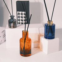 C&H Offre Spéciale – Diffuseur de Parfum d'Ambiance de Luxe en Verre avec Logo Personnalisé, Bâtonnets en Rotin et Coffret Cadeau – Vente en Gros pour la Décoration Intérieure
