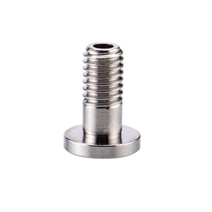 Adaptador de tornillo hexagonal interno de acero inoxidable M5 M8 para accesorios de ventosa robótica - Product Image 1