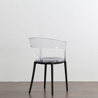 Vente en gros de chaises modernes en polycarbonate ambré transparent avec pieds en plastique pour salle à manger cuisine café