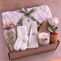Nouvelle idée de panier-cadeau personnalisé pour la fête des mères, Noël, Nouvel An, pour femmes, avec bougie à la rose, ensemble cadeau avec couverture et tasse