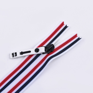 Bán buôn 3 ##5 Nylon Thiết kế dây kéo với răng vàng chuỗi dài Nylon dây kéo CuộN các nhà sản xuất - Product Image 6