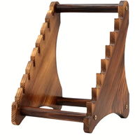 Dieses Holz-Display-Regal ist für eine Sammlung von 8 Messern konzipiert. Holz-Messerständer.