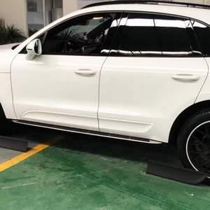 Bande décorative pour panneau de porte de voiture 2014-2023 pour Macan 95B - Nouveau kit de rénovation/amélioration - Product Image 6