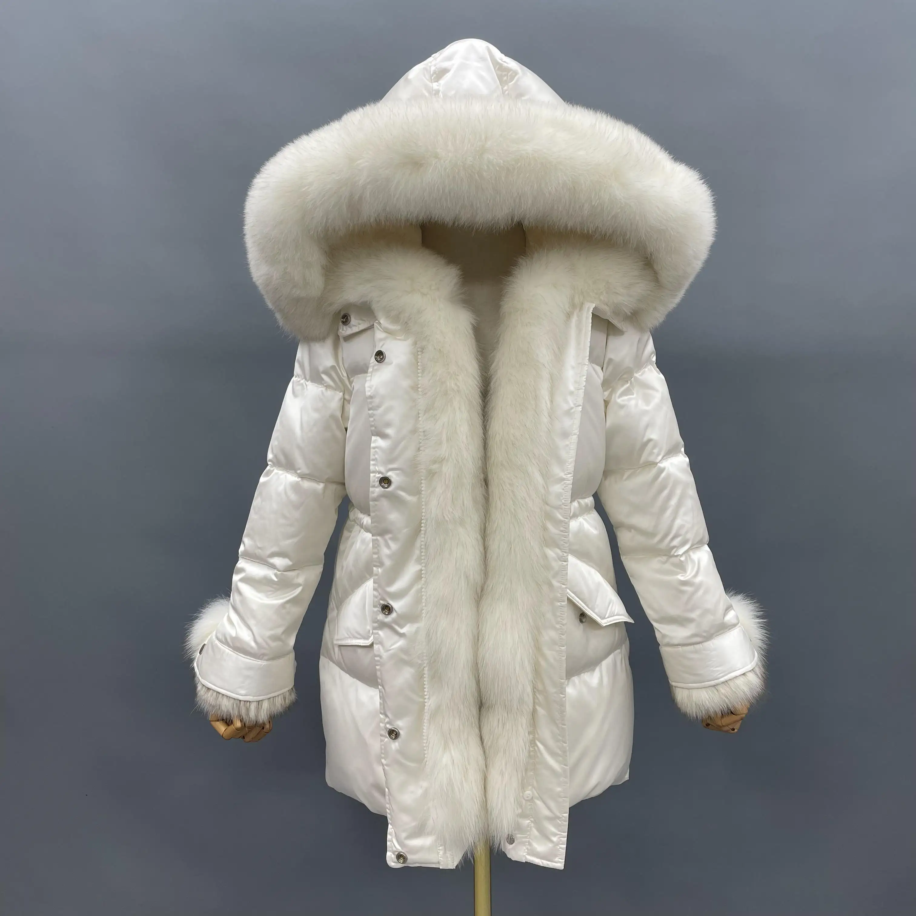 Veste à capuche épaisse en fourrure véritable pour femme, manteau d'hiver en duvet