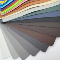 Rouleaux de cuir synthétique PVC de qualité marine résistant aux UV Tissu vinyle gaufré en cuir pour siège de bateau Canapé Extérieur pour sacs Spa