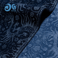 Tissu Denim Jacquard Teint en Fil Écologique Motif Dragon Tribal GC014L-7 Bleu Foncé Paisley Totem en Stock pour Garçons Filles Designer