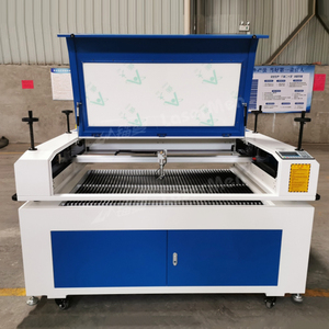 Machine de gravure laser CNC LaserMen-1390 avec moteurs pas à pas pour un positionnement précis et un contrôle de la profondeur de gravure - Product Image 6
