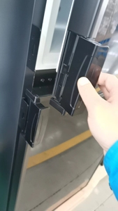 Réfrigérateur à gaz PARAGO Ammonia Propane 3 voies <span class=keywords><strong>pour</strong></span> <span class=keywords><strong>camping</strong></span>-<span class=keywords><strong>car</strong></span> 240V 120V 12V GPL 175L Réfrigérateur <span class=keywords><strong>pour</strong></span> <span class=keywords><strong>camping</strong></span>-<span class=keywords><strong>car</strong></span> - Product Image 4