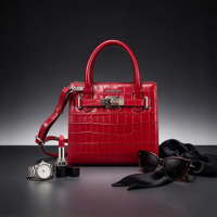 Sac à main classique pour femme en similicuir croco brillant avec fermoir décoratif, idéal pour le travail, les rendez-vous et le quotidien