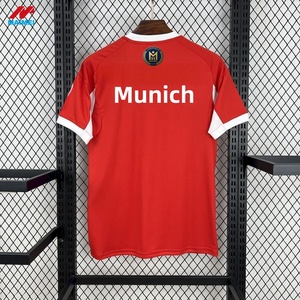 เสื้อฟุตบอลสโมสรเยอรมัน ปี 2025/2026 ชุดแข่งขันบาเยอร์ เลเวอร์คูเซ่น ผ้าซับเหงื่อ ยืดหยุ่นได้ ชุดฝึกซ้อมทีม สไตล์ไทย - Product Image 3