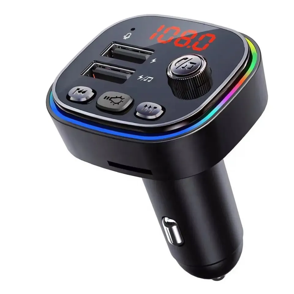 Pengisian daya USB ganda 5V3.1A/1A pemancar FM mobil Bluetooth panggilan bebas genggam dengan lampu warna-warni