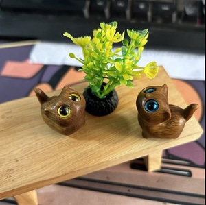 Натуральная деревянная фигурка кошки: настольное украшение, подарок на день рождения, миниатюрная статуэтка, художественная резьба, поделки с кошачьей тематикой - Product Image 5