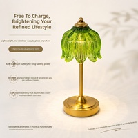 Lampe de table LED moderne en cristal, lumière blanche chaude, rechargeable par USB, bouton manuel, lampe décorative pour chambre à coucher