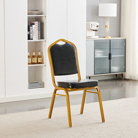 Chaise de banquet en métal de haute qualité avec coussin moelleux pour la maison, le bureau, l'appartement, la salle à manger intérieure ou extérieure, design moderne