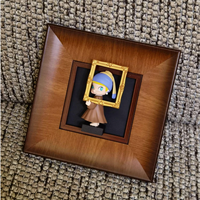 Cadre de présentation mural carré en bois massif, fait main, durable, écologique, pour figurines miniatures classiques personnalisées en gros