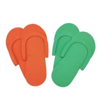 Vente en gros de tongs de pédicure jetables légères et colorées unisexes Eva pantoufles en mousse pour salon de beauté des ongles