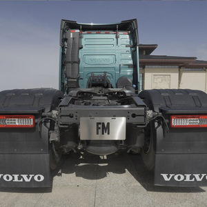 Tracteur Automatique <span class=keywords><strong>FH</strong></span> 390 400 410 420 460 500HP 4x2 6x2R 6x4 LHD/RHD d'occasion en vente aux EAU - Product Image 6