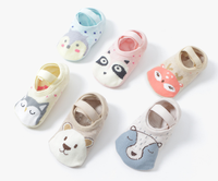Chaussettes de sol antidérapantes pour enfants à thème de dessins animés de l'usine WUYANG pour les tout-petits