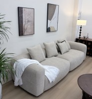 Abnehmbarer Stoffbezug Luxus Dreisitzer-Sofa Schaumstoffgefüllt Modernes Minimalistisches Cremefarbenes Design für Hotel Wohnzimmer Modular