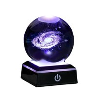 Veilleuse créative 3D en boule de cristal avec base lumineuse, thème Système Solaire, décoration de bureau pour chambre à coucher, cadeau d'anniversaire pour étudiant