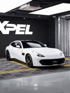 Kit carrosserie en fibre de carbone pour <span class=keywords><strong>Ferrari</strong></span> GTC4 Lusso, amélioration GTC4 Lusso style 812 : pare-chocs avant, jupes latérales, diffuseur, spoiler - Product Image 4