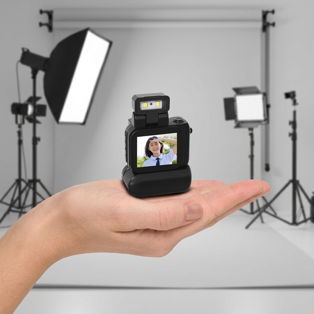 Record Anytime Memory Archive 2026 New Mini Camera Cute and Practical with 1.44 Inch 480mA Battery Kids Camera Plastic