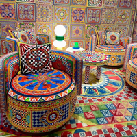 Fauteuil pivotant individuel de loisirs au design artistique, en tissu à motifs de style national et éléments folkloriques géométriques, personnalisable, de style classique