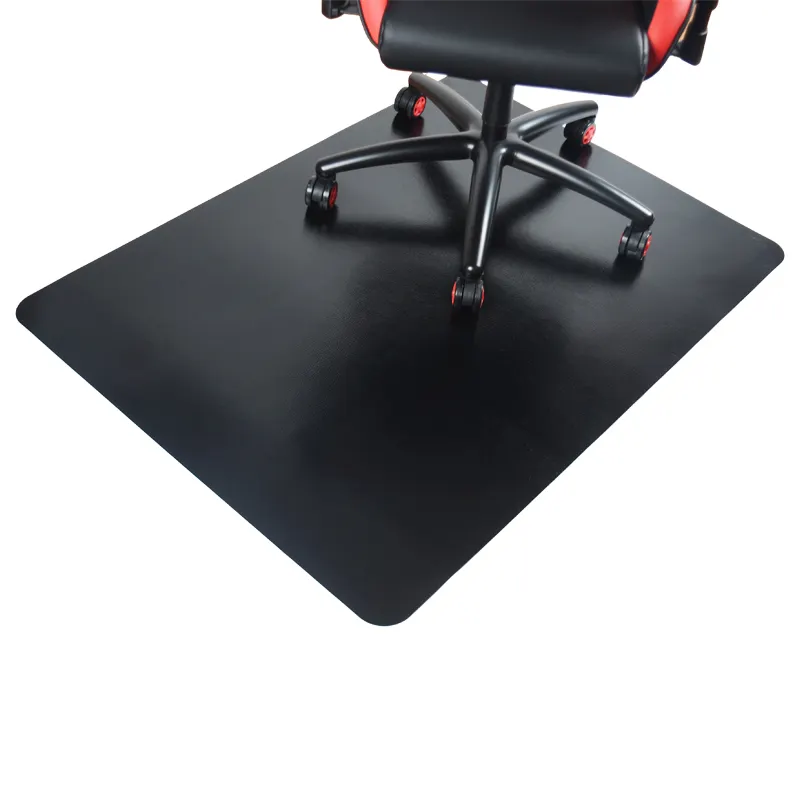 Tapis noir de chaise Tapis personnalisé antidérapant en plastique non toxique Tapis de chaise de bureau noir pour tapis en bois dur et carrelage