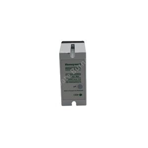 ตัวควบคุมหัวเผาแบบรีเลย์รุ่น Honeywell R4343D1017 สำหรับระบบการเผาไหม้อุตสาหกรรม เพื่อการจัดการความปลอดภัยของหม้อไอน้ำและหัวเผา - Product Image 1