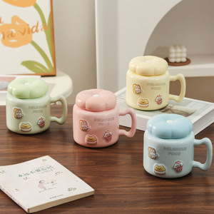 Caneca de Cerâmica com Tampa e Alça, Design de Desenho Animado, Alta Qualidade, Grande Capacidade, Resistente a Altas Temperaturas, Segura para Micro-ondas, Ideal para Uso no Escritório - Product Image 2
