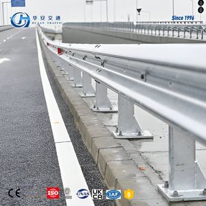 Q235 Q345 Acier Galvanisé Flex Beam Autoroute Garde-corps Chaussée Barrières de Trafic pour Sécurité <span class=keywords><strong>Type</strong></span> de Produit Garde-corps - Product Image 4