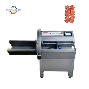 Machine de découpe entièrement automatique pour boucherie et transformation de la viande : découpe uniforme de bœuf, porc, mouton, côtes et steaks surgelés - Product Image 1