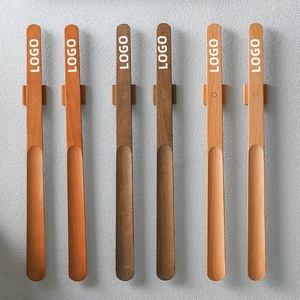 Calzascarpe <span class=keywords><strong>in</strong></span> <span class=keywords><strong>legno</strong></span> di lunghezza 55/70 CM di <span class=keywords><strong>legno</strong></span> magnetico calzascarpe faggio Lifter LOGO personalizzato <span class=keywords><strong>legno</strong></span> di faggio corna lunghe - Product Image 1