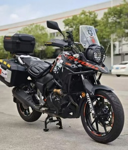 Motocicleta de Aventura Usada DL250 Twin con Enfriamiento por Agua, Apta para Todas las Condiciones de Carretera y para Desplazamientos Diarios - Product Image 1