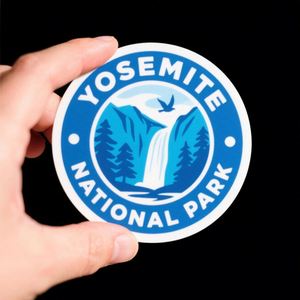 Étiquettes autocollantes imperméables découpées à la forme de fruits avec impression de logo personnalisé pour usage agricole - Product Image 2