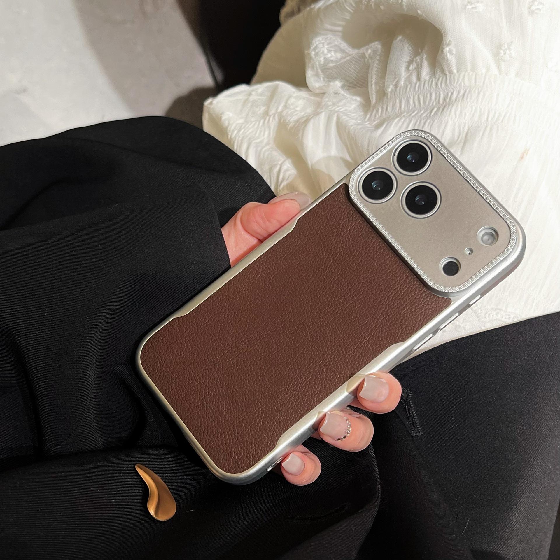 สีน้ำตาล