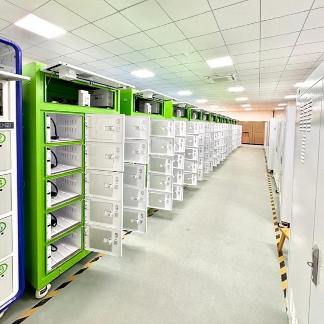 DOCHION OEM ODM Outdoor Public Urban Shared Mobility Fleet High Power Battery Swapping Solution Intelligent Smart Security