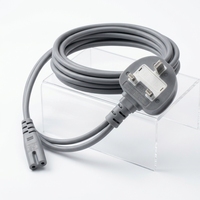 Câble d'alimentation UK BS1363 vers IEC 60320 C7 (Figure 8) 2,5A 250V, couleur personnalisée