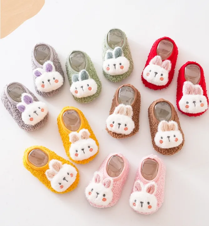 Yiwu Yiyuan Garment meias bonitos recém-nascidos rosa coelho meninas meias para crianças primavera e outono bebê meias quente bebê perna aquecedor