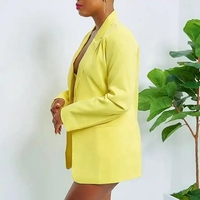 2023 personnalisé femmes bureau dame blazer tenues Femme été couleur unie costume entraînement Streetwear court deux 2 pièces court ensemble femmes