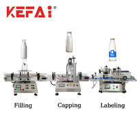 KEFAI Machine de bureau à piston à 4 têtes pour le remplissage de bouteilles de boissons liquides, le bouchage et l'étiquetage Ligne de remplissage de liquides à petite échelle
