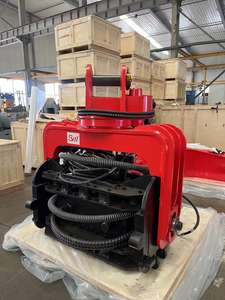 Martello Vibrante Idraulico SANYU 18-65T Montato su Escavatore, Battipalo Vibrante a Motore - Product Image 5