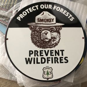 Vendita calda di Design moderno smalto e porcellana segno di piatti Logo in metallo artigianato con serigrafia di stampa in stile placca per la vendita - Product Image 1