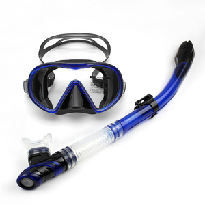 Kit per Snorkeling con Maschera e Boccaglio Antiappannamento Impermeabile in Silicone per Adulti - Product Image 2