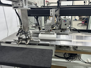 เครื่องเย็บผ้าอัตโนมัติสำหรับเย็บชายเสื้อเจอร์ซีย์ปิเก้แบบเปิด ชายเสื้อเดี่ยว ชายแขนเสื้อ หรือชายเสื้อเชิ้ตอื่นๆ - Product Image 3