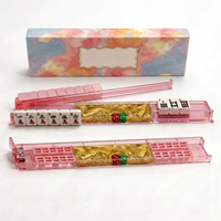Boîte Cadeau Colorée – Règle de Mahjong en Acrylique avec Effet de Sable Flottant, Support Transparent pour Tuiles, Accessoire Portable pour Jeu de Table en Intérieur