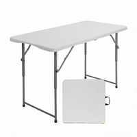 Ensemble de table et chaises pliantes carrées portables d'extérieur en gros - Longueur 6 pieds, en plastique blanc, design moderne, pour usage en cour, réglable